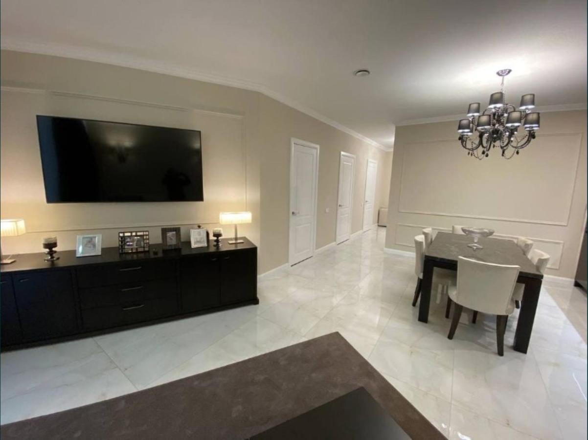 דנייפרופטרובסק Lux 1-Bedroom Panoramic View Most City Center Area מראה חיצוני תמונה